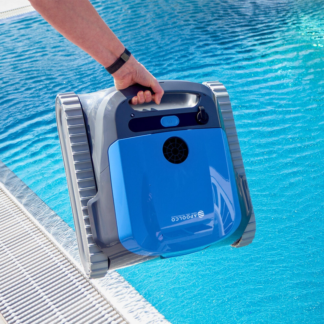 Le robot à batterie Apex1 dans la main