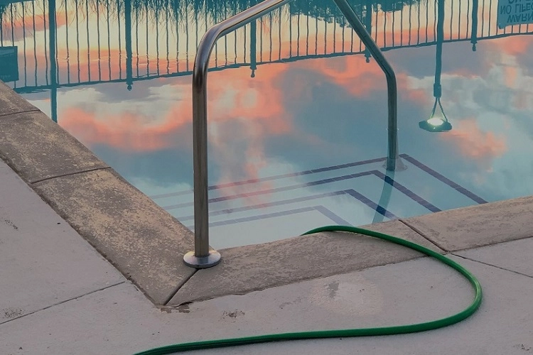 Remplissage de la piscine