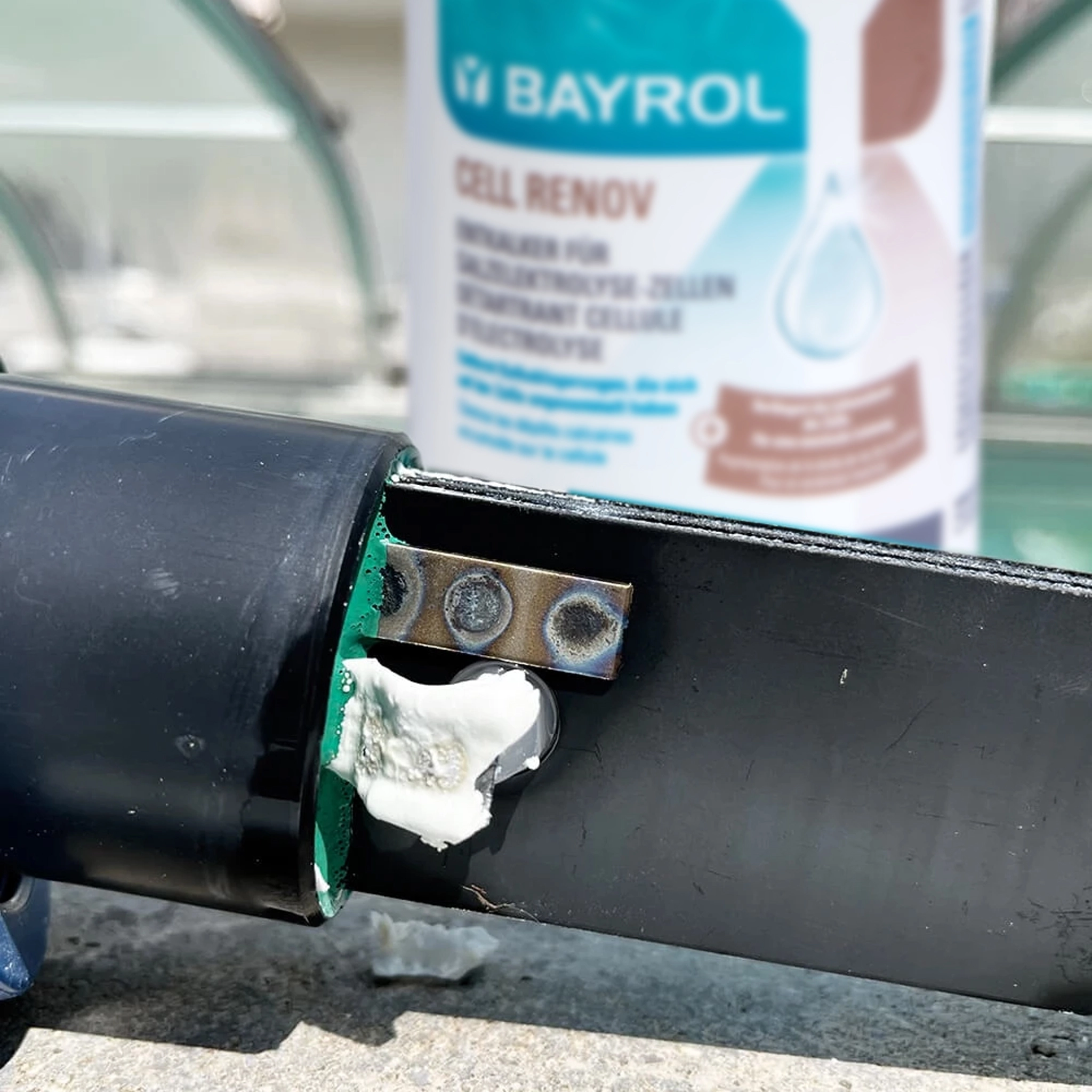 Détartrant liquide pour piscine de Bayrol